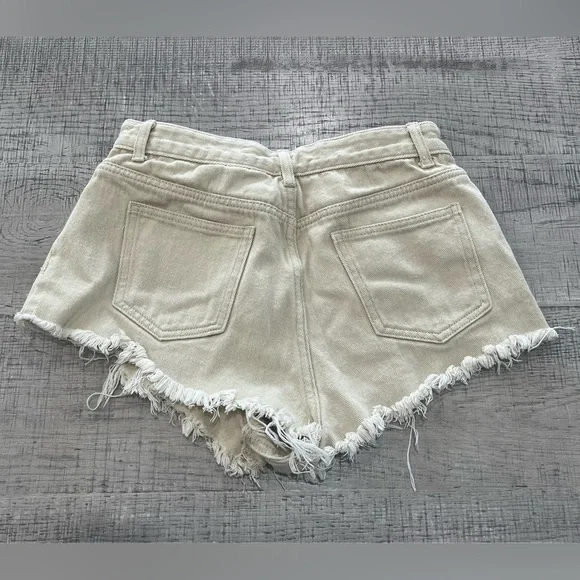 Cider Light Tan Low Rise Cut Off Shorts Size Large - Picture 3 of 7